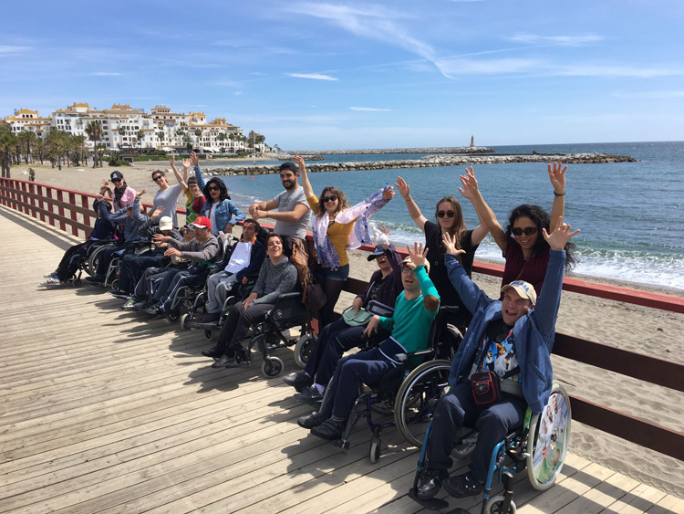 396 personas con parálisis cerebral disfrutarán de su derecho al ocio gracias a la convocatoria verano - otoño del Programa de Ocio y Turismo Accesible
